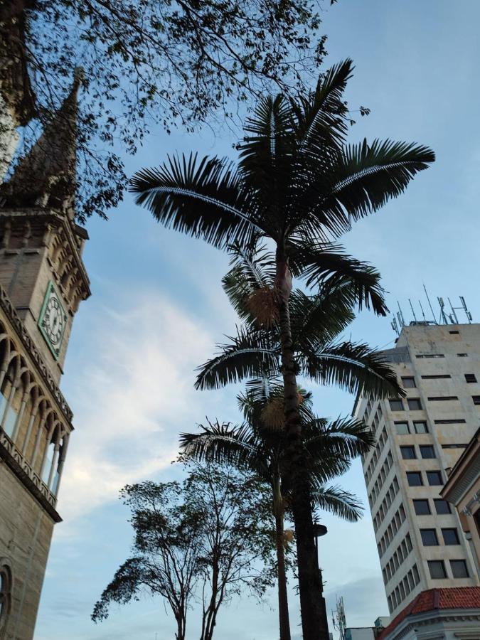 Hotel La Republica Manizales Buitenkant foto