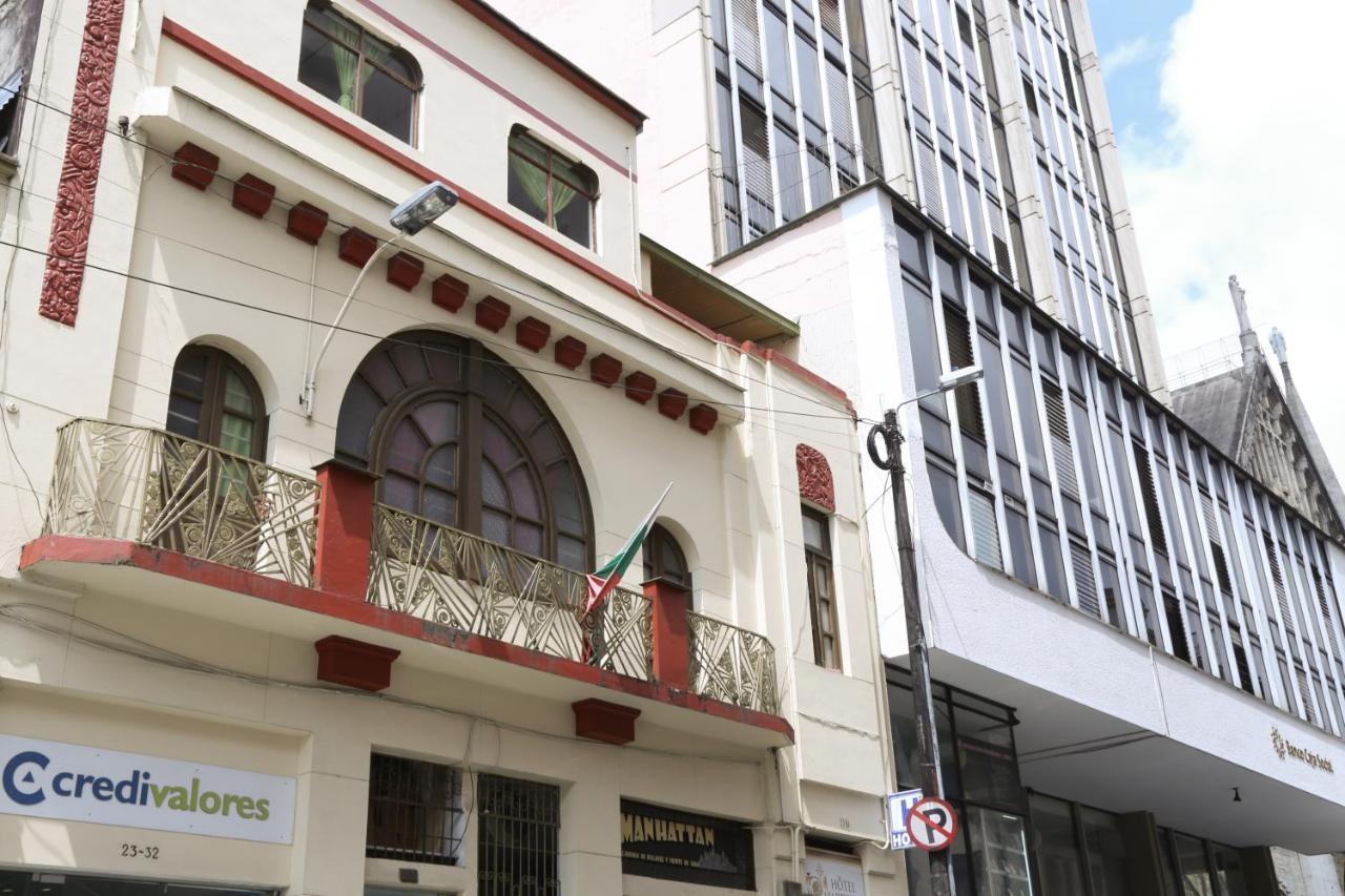 Hotel La Republica Manizales Buitenkant foto